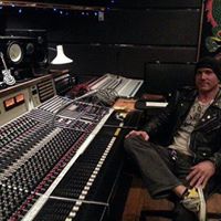 Drew Browne Photo 24