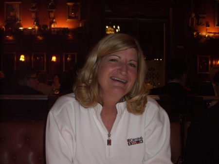 Tracey King Photo 39
