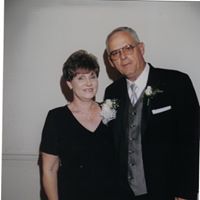 Linda Callahan Photo 31