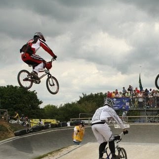 Lee Alexander Photo 24