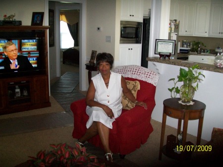 Shirley Powell Photo 27
