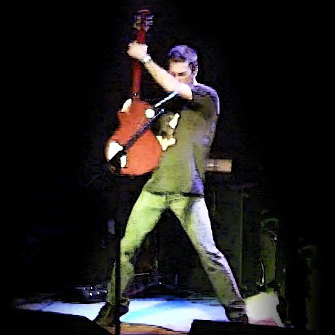 Aaron Lyon Photo 15