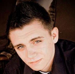Derek Mccarty Photo 30