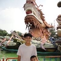 Le Nguyen Photo 28