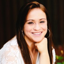 Amanda Scanlon Photo 8
