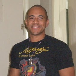 Aaron Watkins Photo 40
