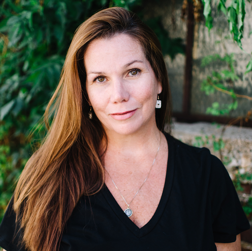 Desiree Miller Photo 31