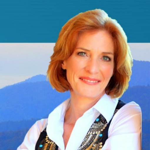 Maxine Jones Photo 20