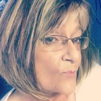 Michele Hiatt Photo 15