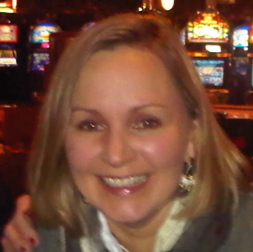 Kimberly Holland Photo 40