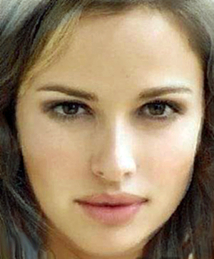 Julia Thompson Photo 41