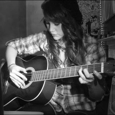 Anna Garner Photo 17
