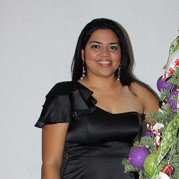 Stephanie Fuentes Photo 29