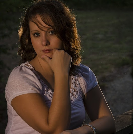 Jennifer Short Photo 37