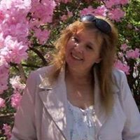 Robin Snyder Photo 13