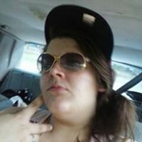 Julia Puckett Photo 8