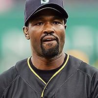 Harold Reynolds Photo 27