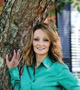 Erica Johnson Photo 14