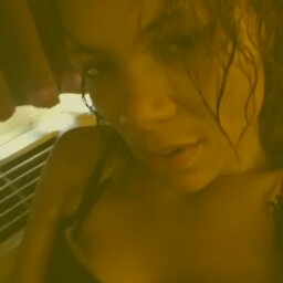 Vanessa Jones Photo 13