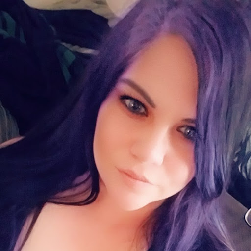 Nikki Perkins Photo 28