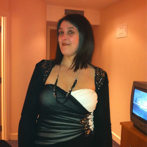 Sarah Lambe Photo 20