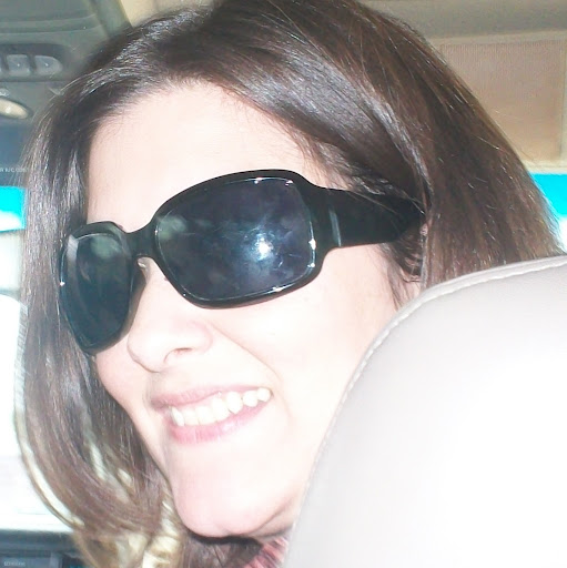 Kelly Hopkins Photo 23