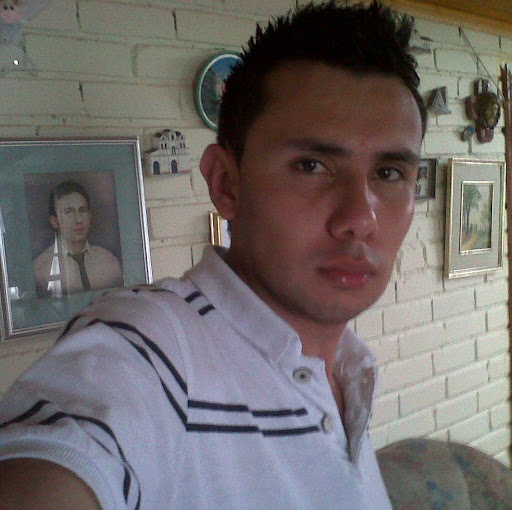 Henry Correa Photo 32