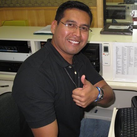 Roger Gutierrez Photo 39