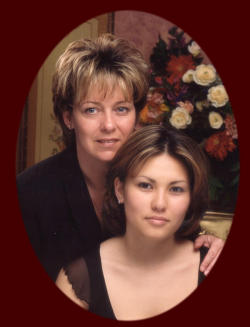 Lynn Adams Photo 40