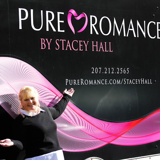 Stacey Hall Photo 28