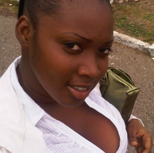 Alecia Brown Photo 42