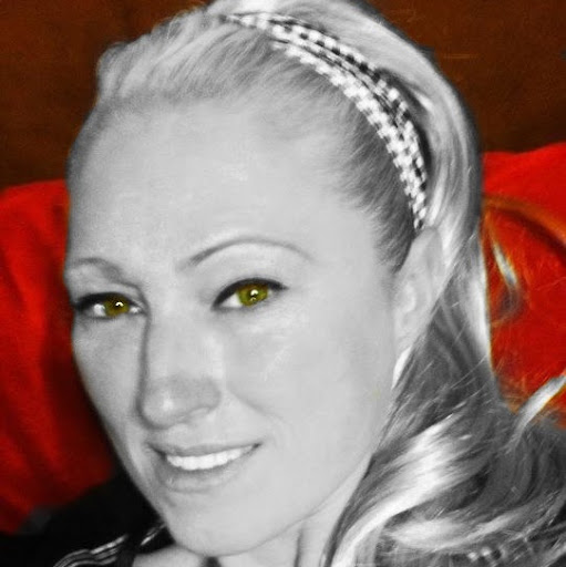 Rebecca Vincent Photo 24