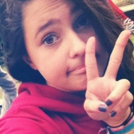 Jamie Andrade Photo 6