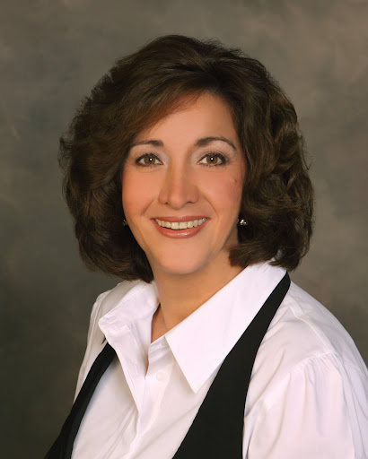Linda May Photo 26