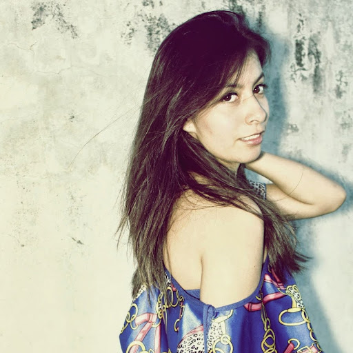 Claudia Camacho Photo 38