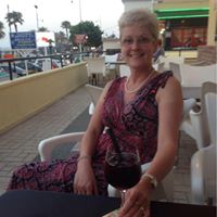 Mandy Yates Photo 27