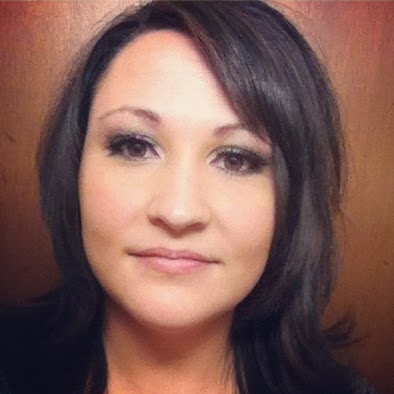 April Lange Photo 31