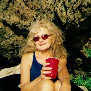 Linda Cooley Photo 28
