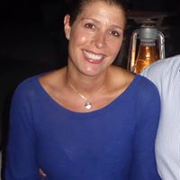 Robyn Levine Photo 24