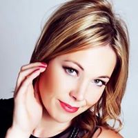 Andrea Lockhart Photo 31