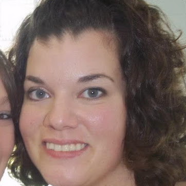 Danielle Garvey Photo 9