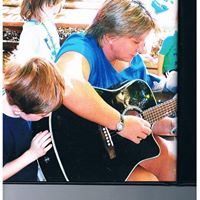 Christine Avery Photo 13