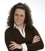 Lisa Chambers Photo 6