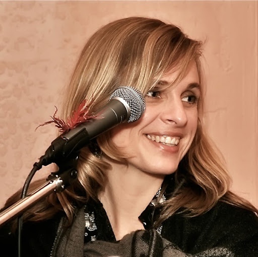Jennifer Bridges Photo 29