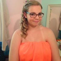 Rachel Calvert Photo 34