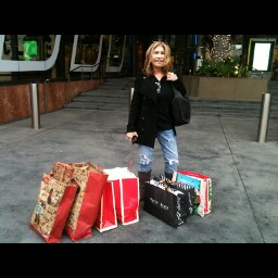 Amy Larkin Photo 21