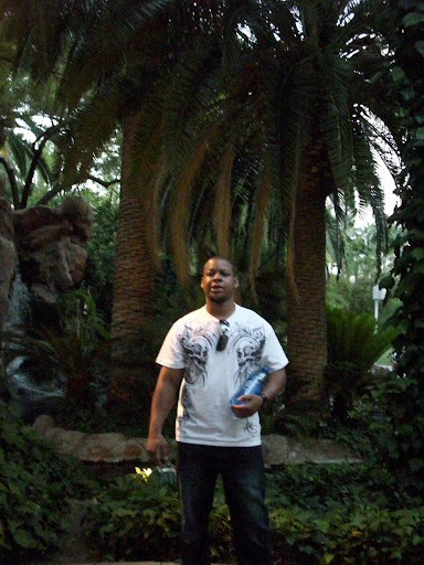 Darnell Hudson Photo 6