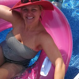 Colleen Hines Photo 33