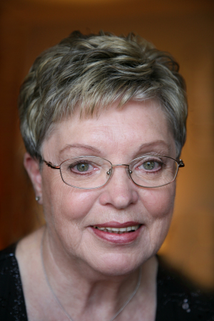 Sandra Ward Photo 47