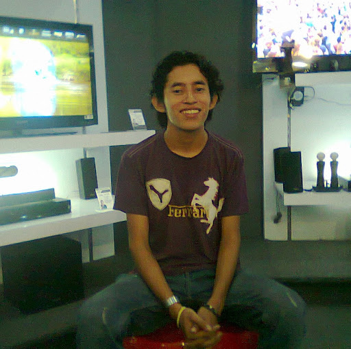 Billy Ortiz Photo 13